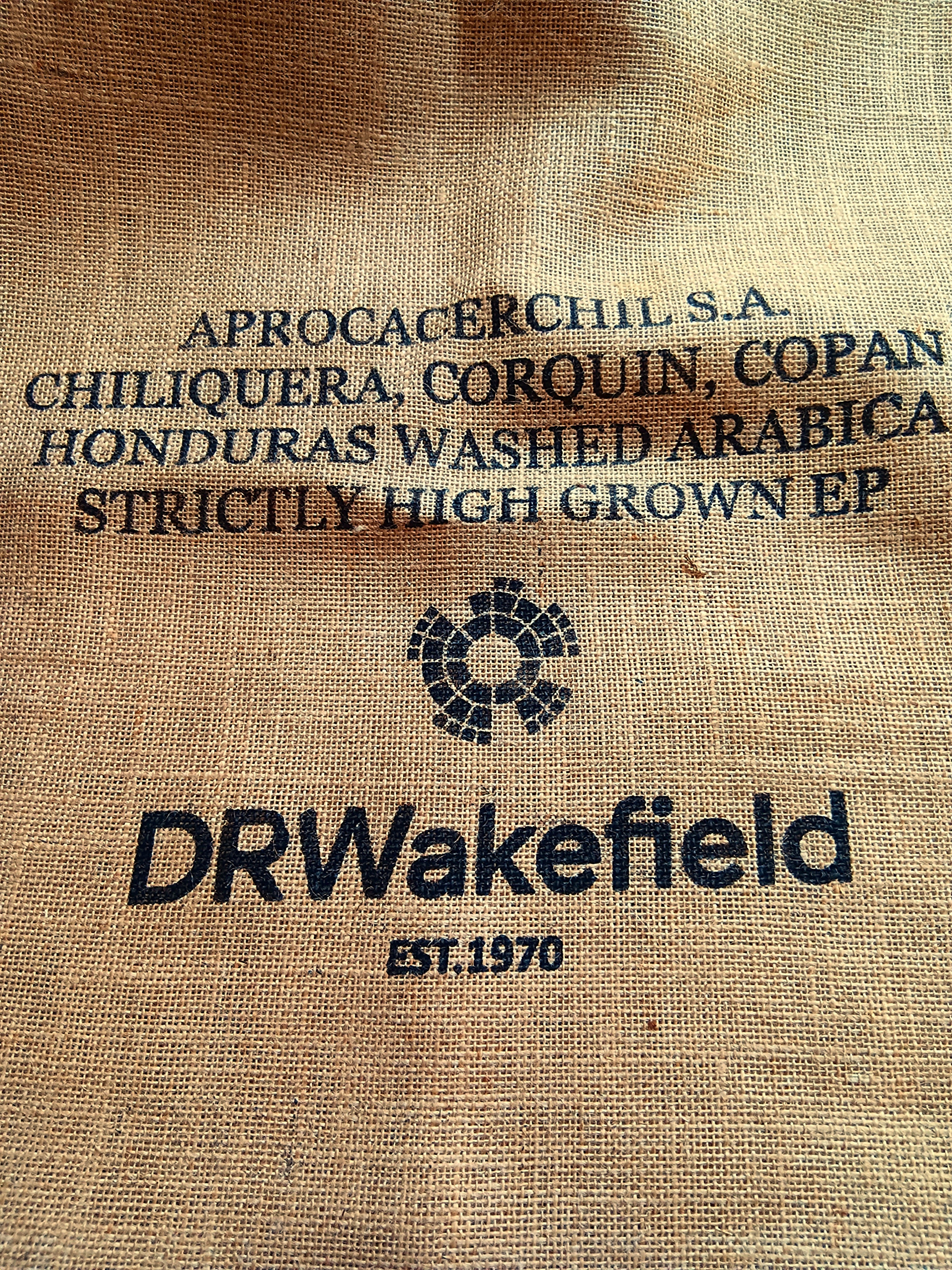 Honduras Aprocacerchil SHG Micro-lot 121 Whole Coffee Beans Justifiably Very Popular