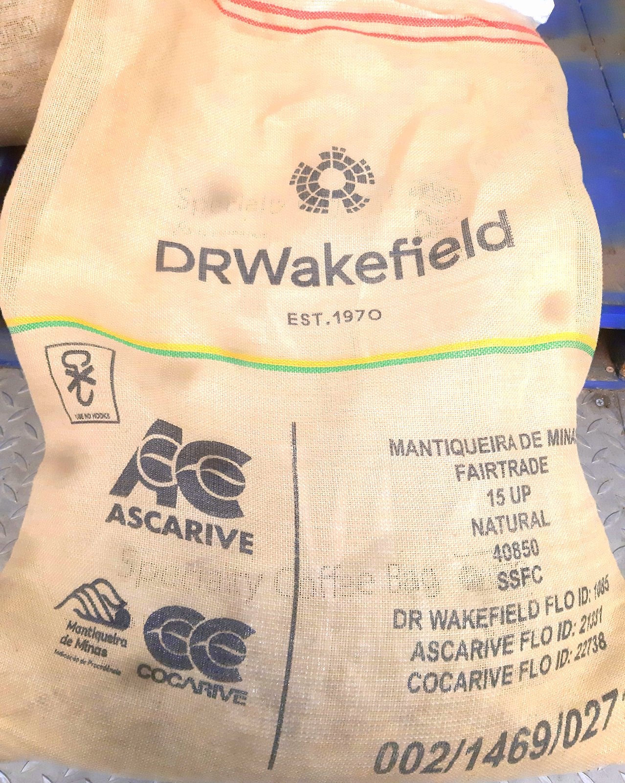 Brazilian Mantiqueira de Minas Fair Trade Whole Coffee Beans AB Grade Screen 15 Up