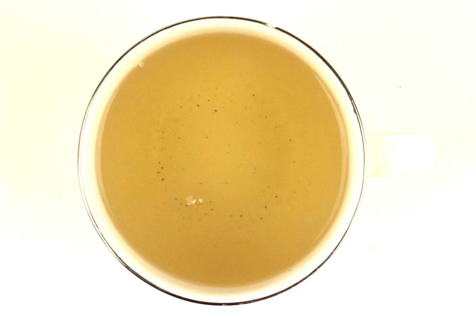 Chinese Purple Tea Loose Leaf Healthy Anthocyanin Antioxidant Free Radical Gently Stirred