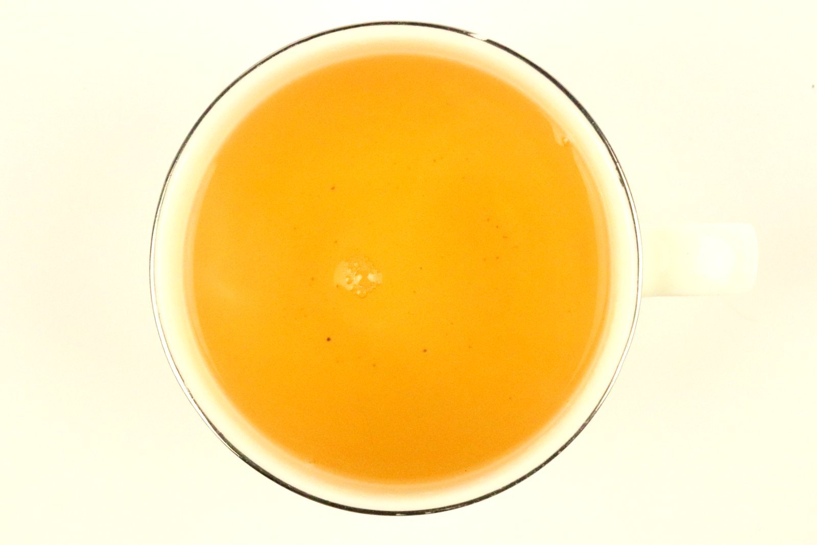 Darjeeling Castleton Estate 1st Flush SFTGFOP Grade 1 Loose Leaf Tea Gently Stirred