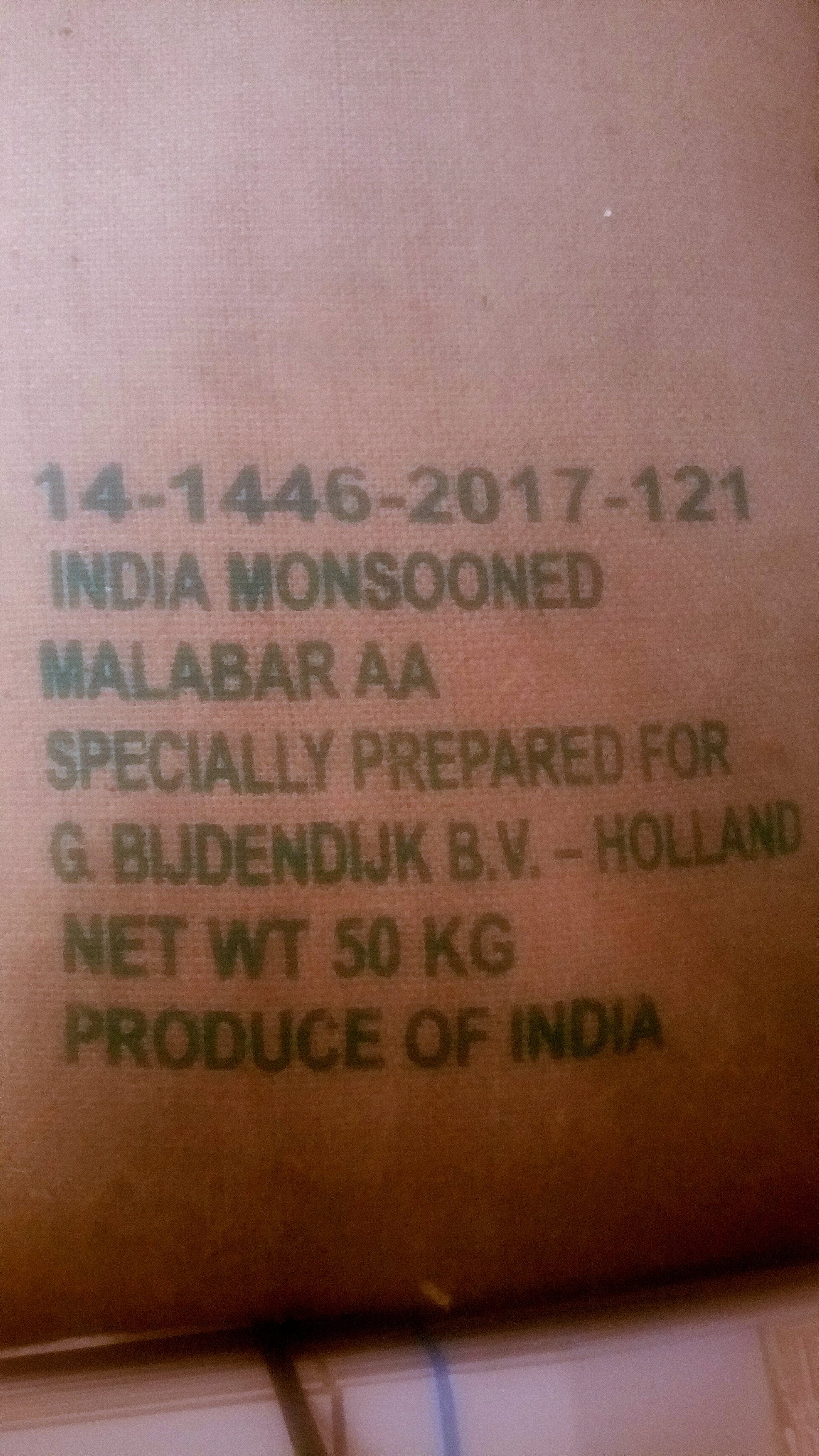 Indian Monsooned Malabar AA Grade Dutch Market Whole Coffee Beans Gently Stirred