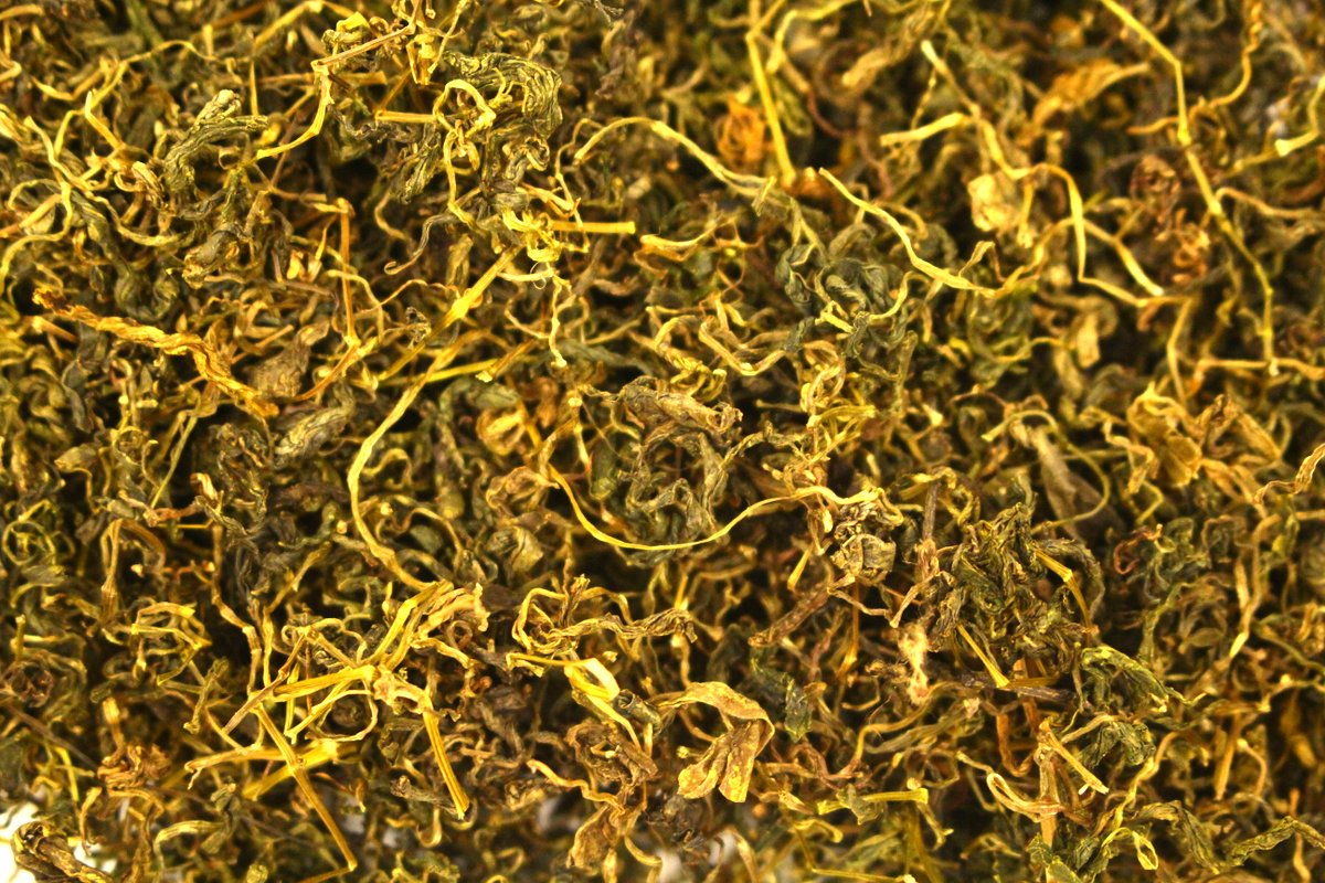 Jiaogulan Immortality Herbal Tea Loose Leaf Gently Stirred
