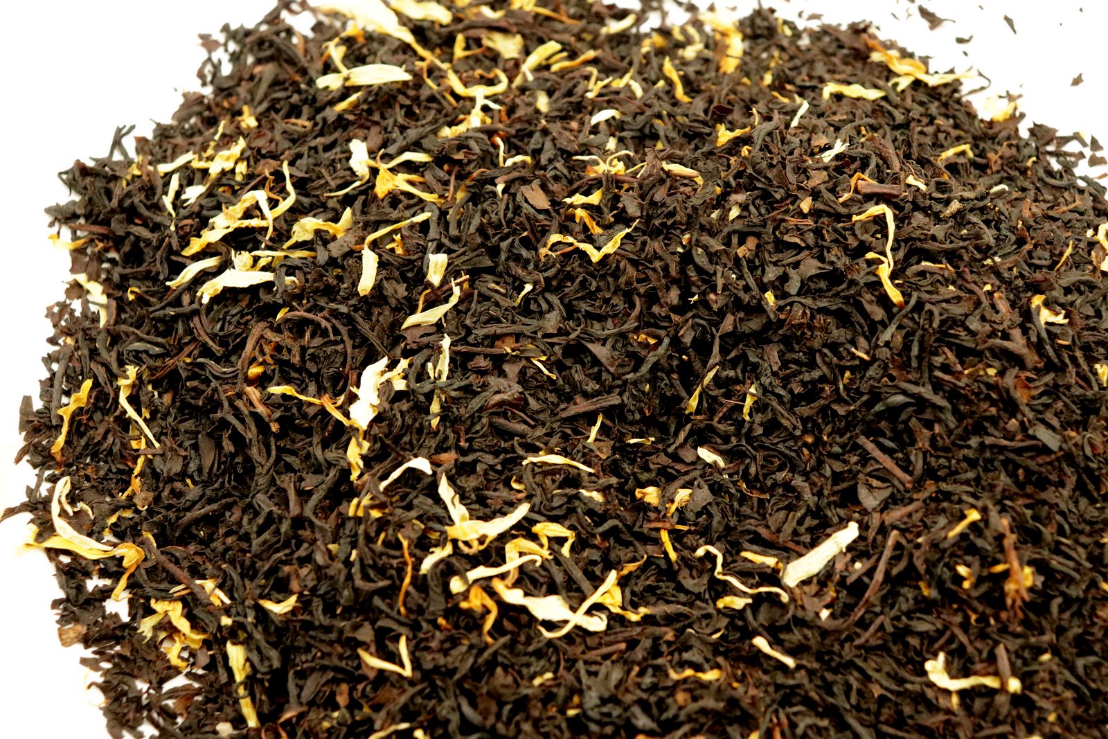 Mango Flavoured Tea Chinese Loose Leaf Fruit Flavoured Black Tea With Flowers
