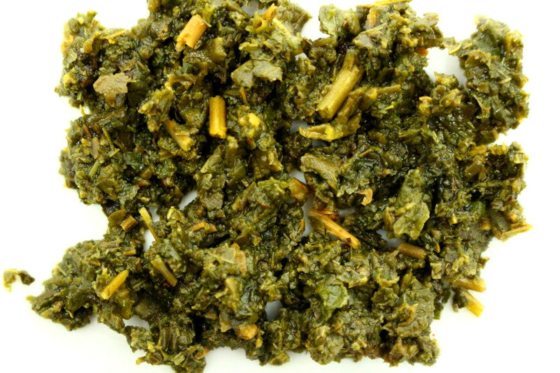 Raspberry Leaf Tea - Reduce Water Retention And High Blood Pressure - A Pleasant Summer Drink - Gently Stirred