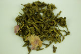 Rose Pouchong Congou Green Loose Leaf Tea Gently Stirred