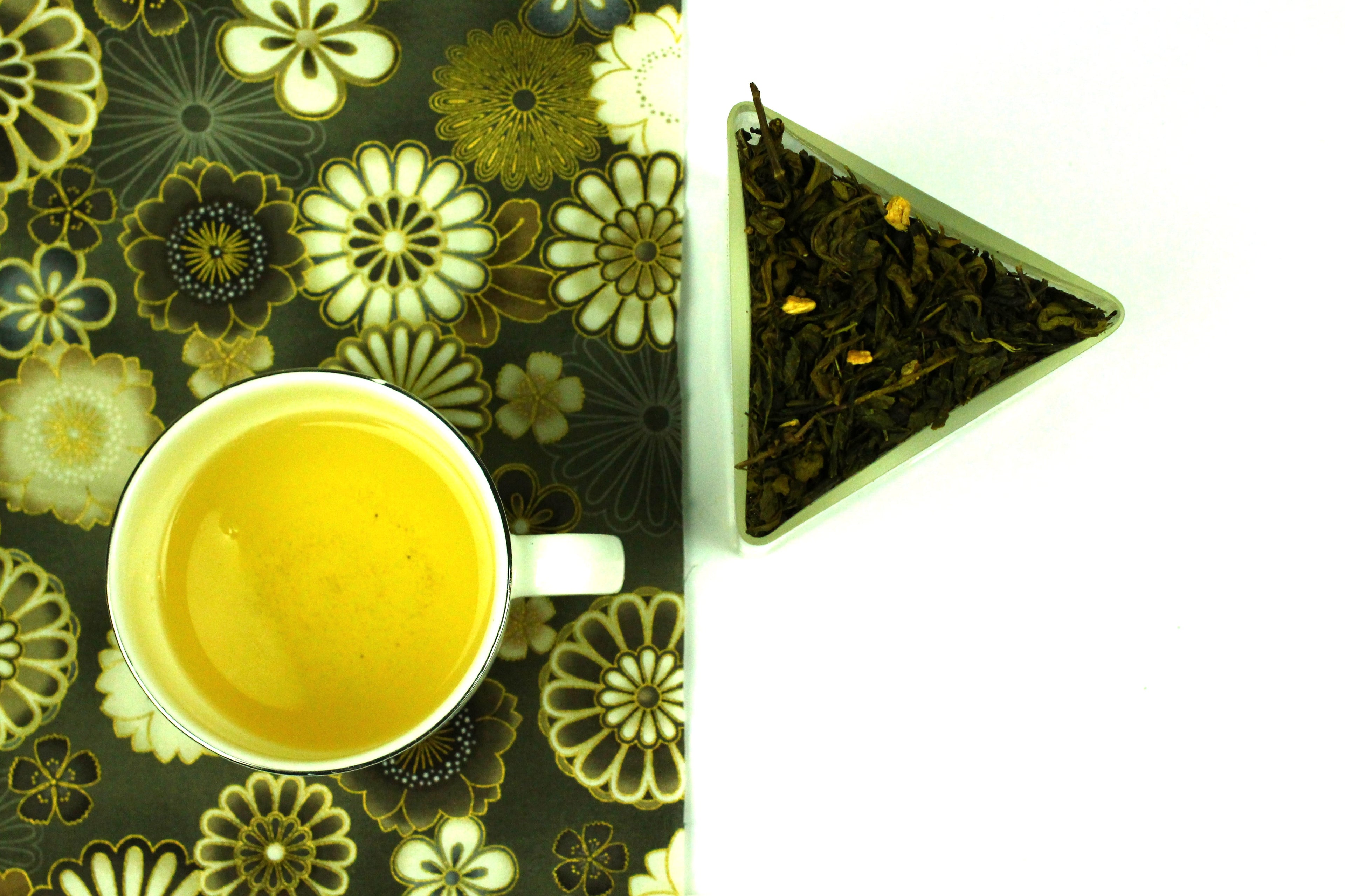 Sencha Ginger Loose Leaf Green Tea Gently Stirred
