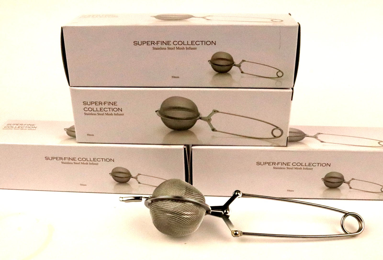 Stainless Steel Tea Ball Reusable Tea Bag Gently Stirred