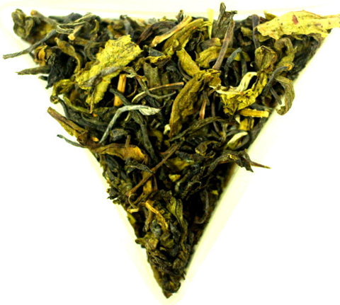 Thailand Choui Fong Green Tea Gently Stirred