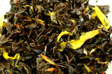Uki-Uki Flavoured Black Tea Gently Stirred