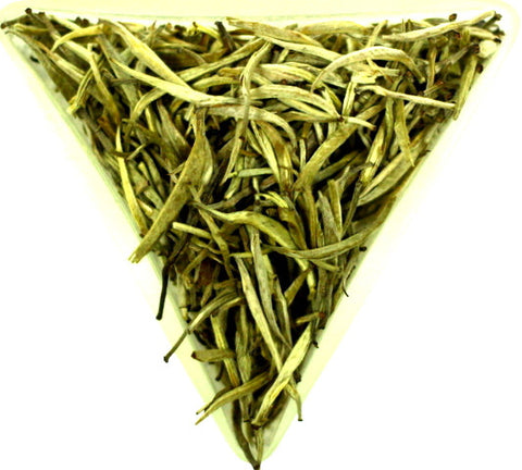 Yin Zhen Silver Needles White Tea Gently Stirred