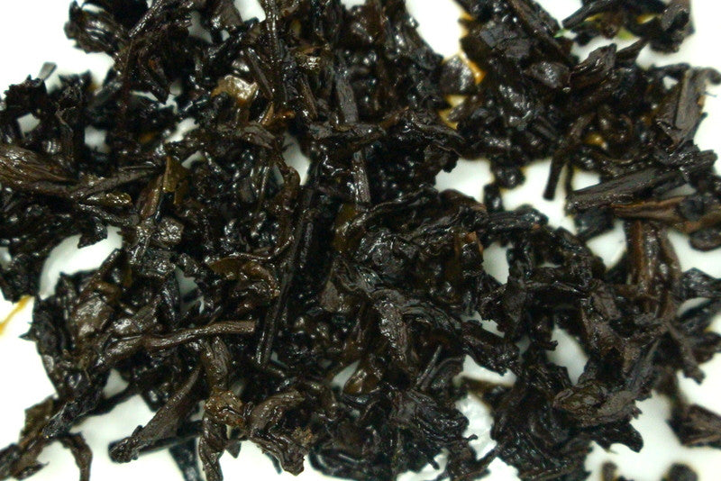 Yunnan Pu-Erh Grade 1 Tea Gently Stirred 